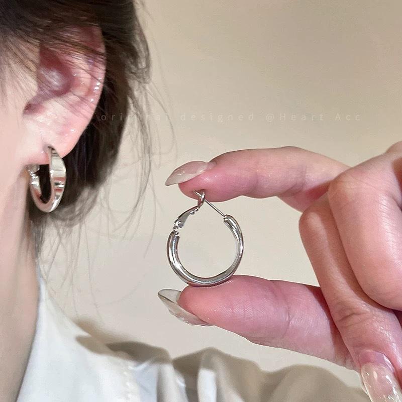 Geometric Minimalist Irregular Cool Style Earrings, Elegant and Fashionable, Suitable for All Occasions.