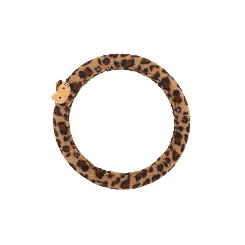 Car Steering Wheel Cover Winter Plush Warm Non-Slip Cute Leopard Print Premium Car Decorative Handle Cover Protective Cover Women