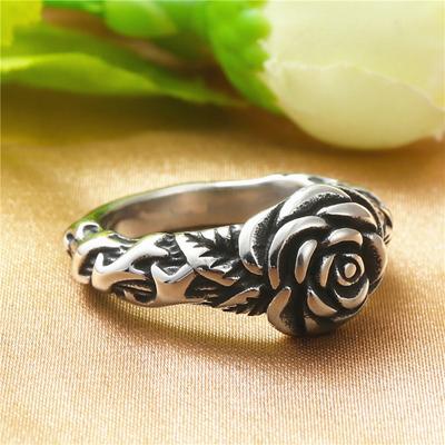 Vintage Bloemrijke Titanium Staal Ring voor Vrouwen – Punk Roestvrij Staal Bloem Design, Unieke Mode Sieraden