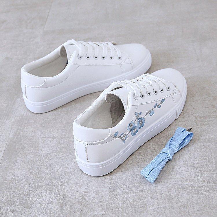 Summer embroidery white shoes women's spring new products student thick baseplate shoes fresh plum blossom