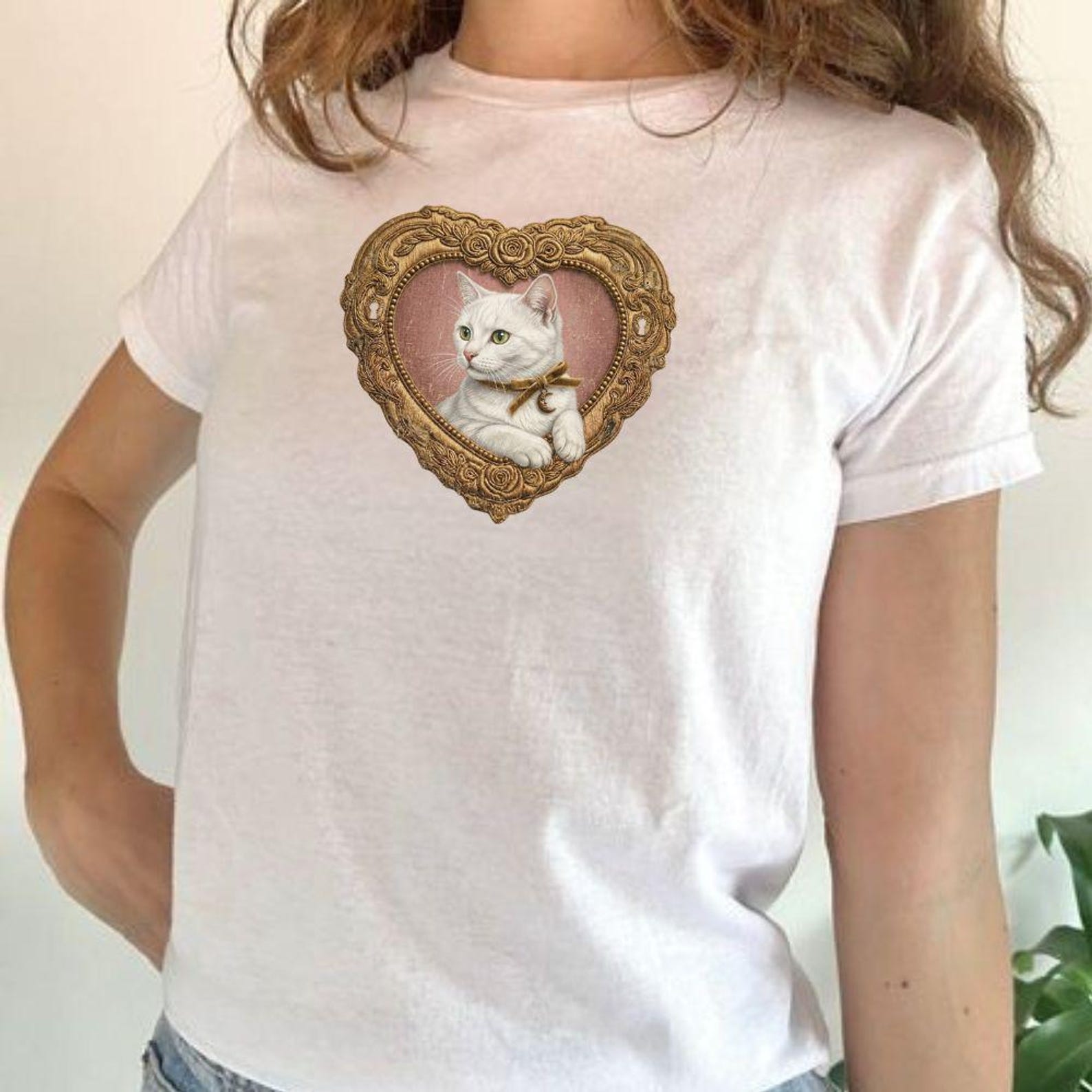 Coquette Cat Portrait Tee – Victorian Style Kitten Heart Frame Tshirt, Vintage White Cat Shirt 2XL