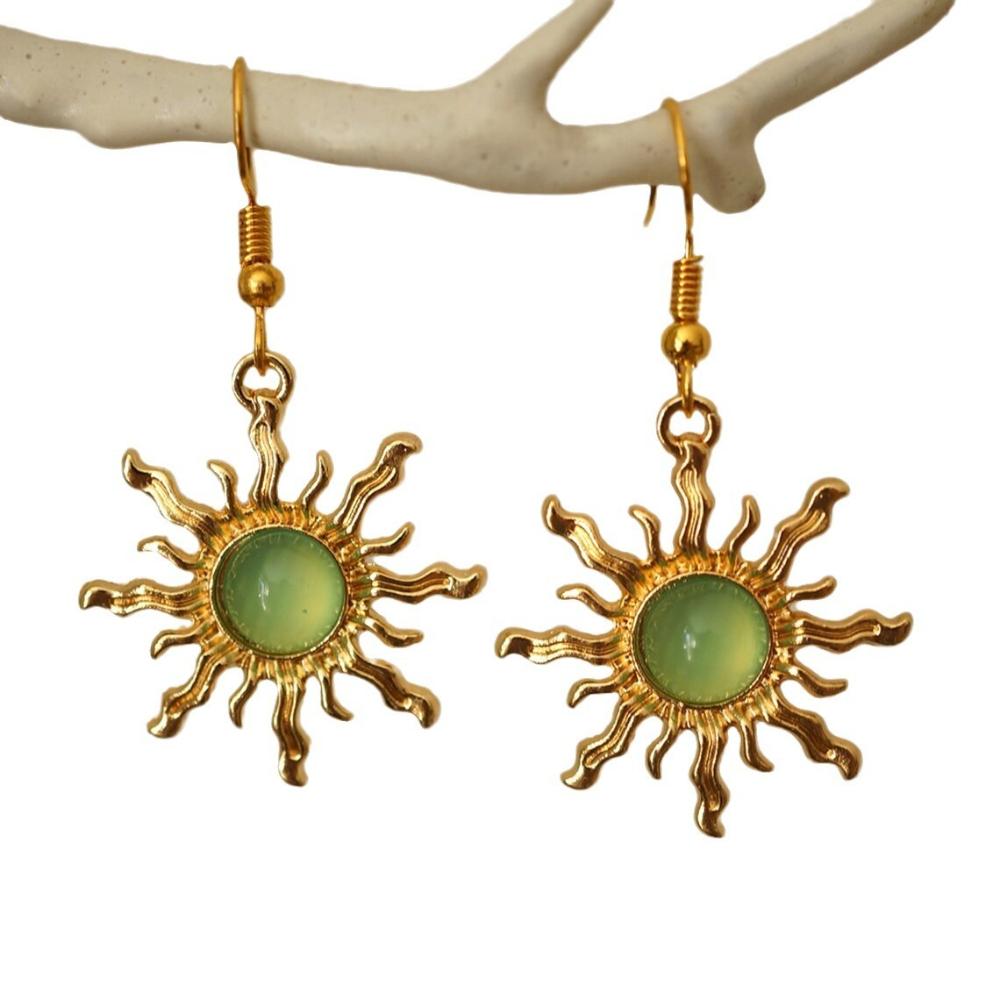 

Bohemian Sun Earrings for Women, Vintage Gold Pendant with Green Stone, Gothic Cold Wind Ear Hook Fashion Zircon