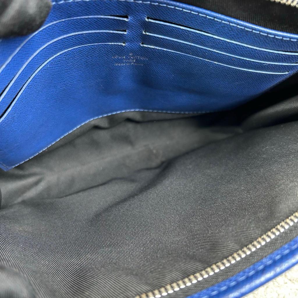 [Pre-Owned] Pochette Voyage Classic Monogram Portable Zipper Toiletry Bag Medium - Very Good #EFSP4K