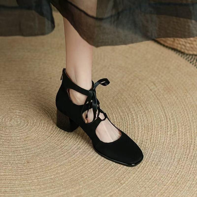 Chaussures à Talon Haut Rétro à Bride Simple pour Femmes Printemps et Automne Bout Carré à Lacets Talon Bloc Pas Fatigantes Chaussures Grande Taille