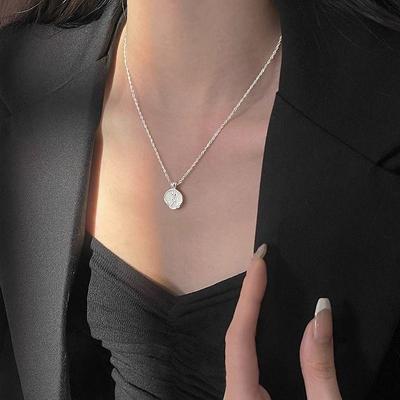 925 Sterling Silver French Retro Rose Necklace - Simple Luxury Clavicle Design for Women