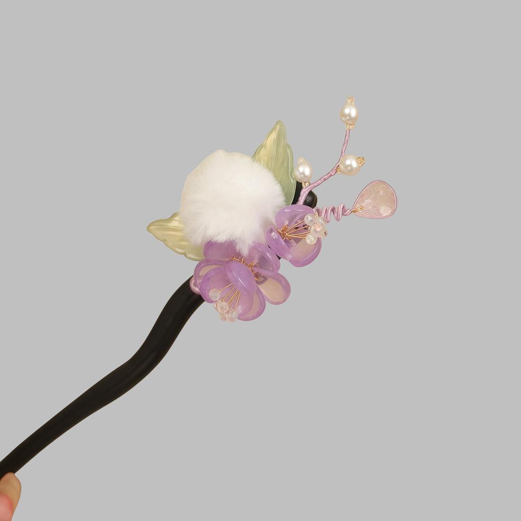 Hanfu Headdress: Retro Chinese Tassel Hairpin with Cheongsam Style