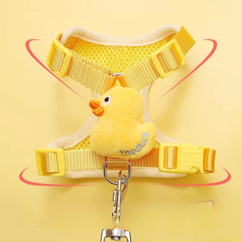 Universal pet traction for cats and dogs Essential cat supplies for walking pets on the chest and back Cute cartoon leash pet supplies