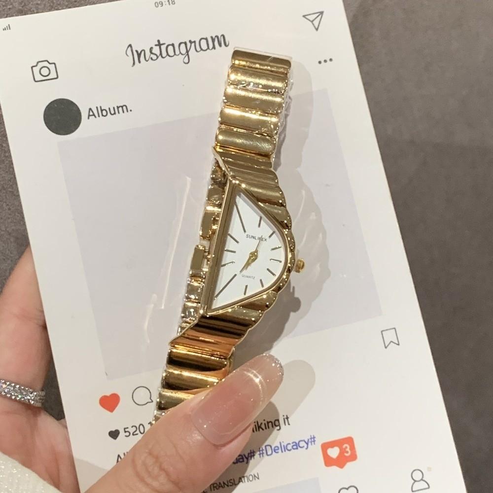 Irregular Niche Women s Watch Half-Moon Dial Elegant Luxury Ladies Wristwatch Fashion Jewelry Gold Chain Quartz Watch Wedding
