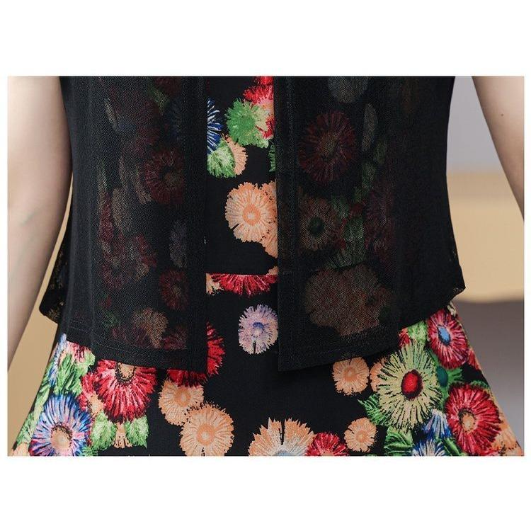 Chic Summer Fake Two Piece Dress for Moms Elegant Slimming and Youthful Mid Age Women Fashion Clothing