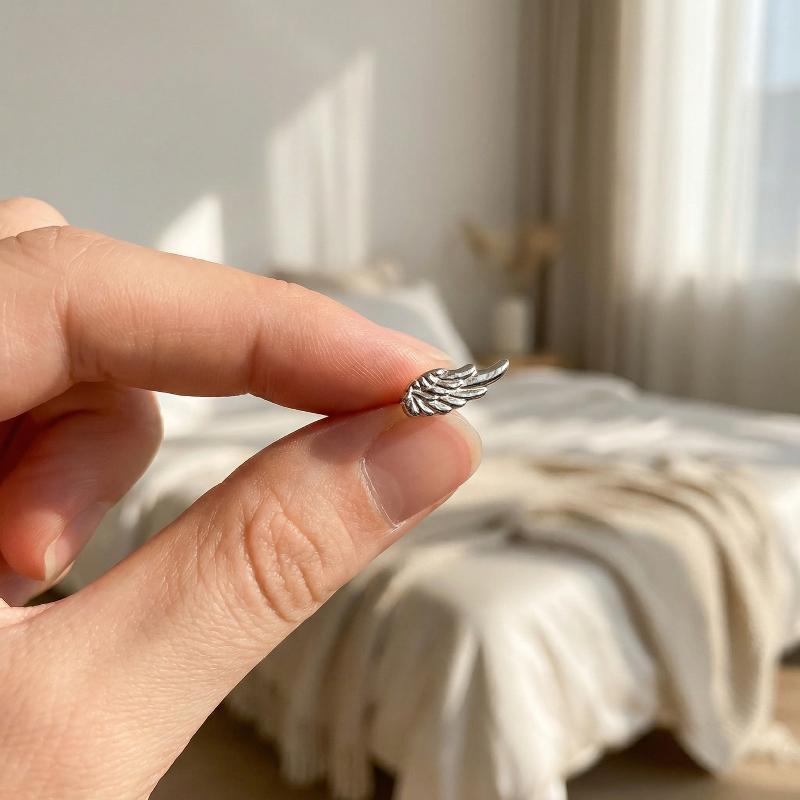 Titanium Wing Flat Back Earring Studs 16G Labret Lip Stud Ear Nose Cartilage Tragus Conch Helix Piercing Jewelry