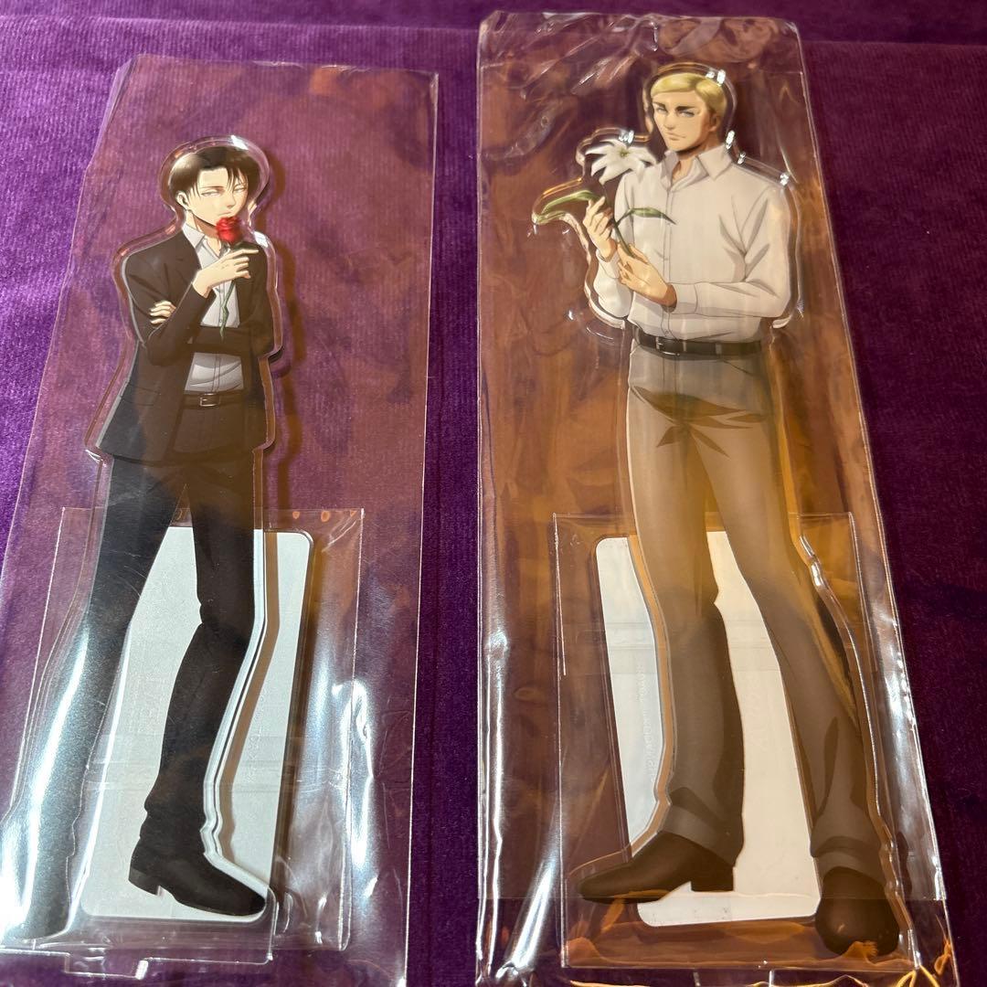 Used Attack on Titan Shinjuku Marui Collaboration Axta Erwin Levi
