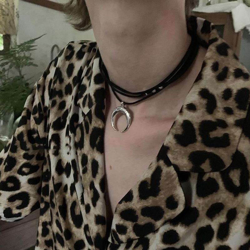 Μοντέρνο Κολιέ με Κρεμαστό Κέρατο Φεγγαριού Αλυσίδα Πολλαπλών Στρώσεων Απλά Κοσμήματα Αλυσίδα Κλείδας Στρωτό Choker Δώρο