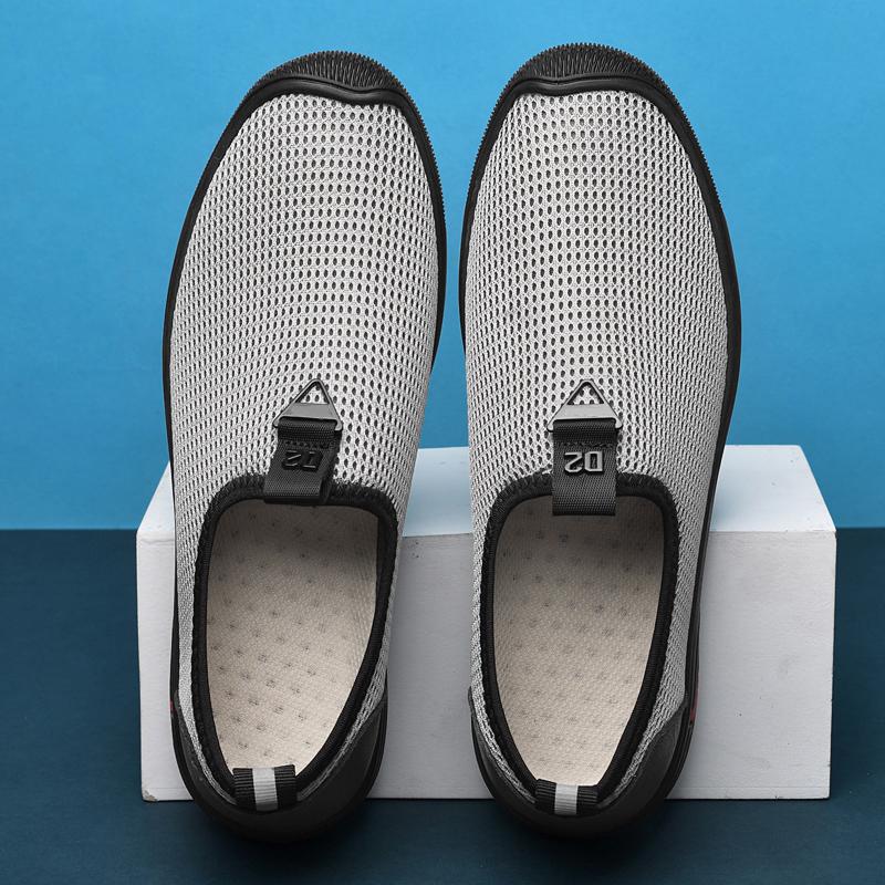 Fashion Summer Men's Mesh Casual Shoes Breathable Outdoor Beach Shoes Soft Soled Comfortable Men's Flat Bottomed Loafers Versatile