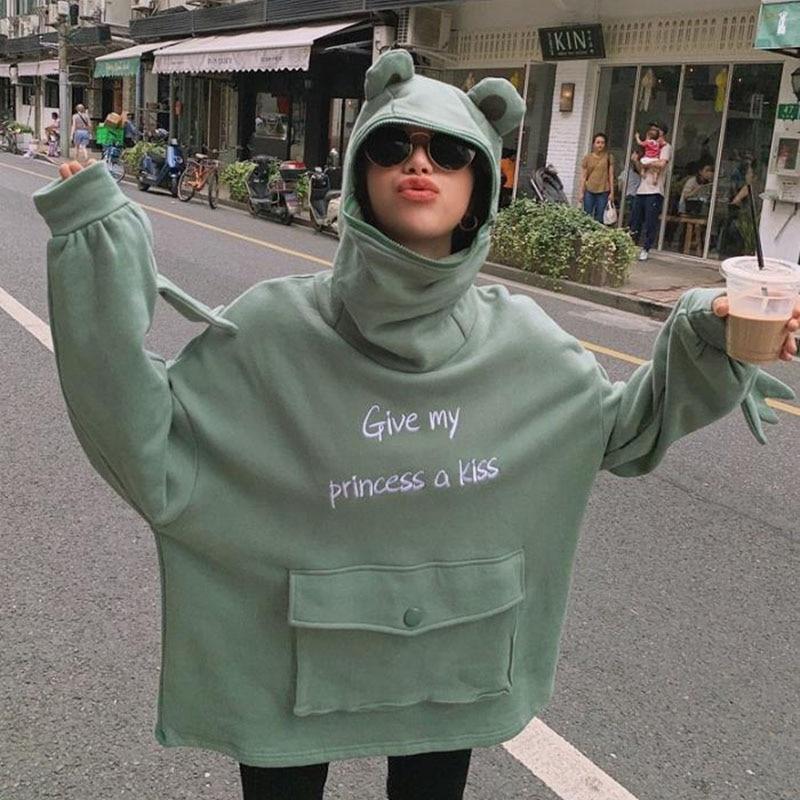 frog pullover