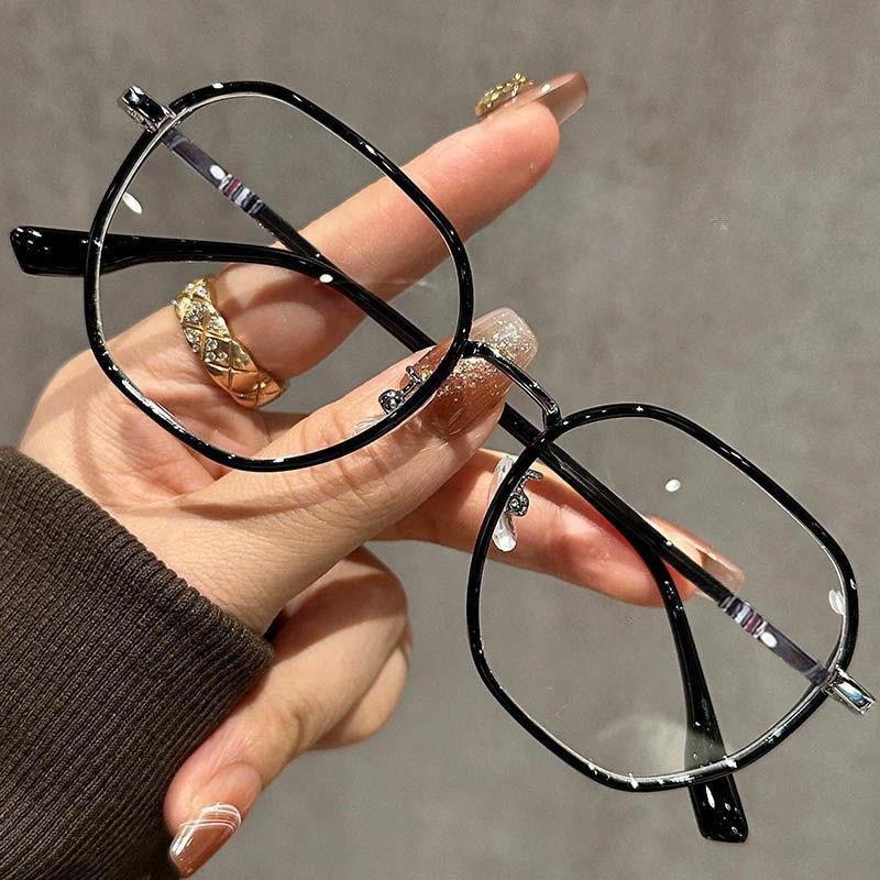 White Transparent Tea Ultra-Light Glasses Myopic Women Can Be Equipped With Degree Lenses Plain Face Versatile Big Face Thin Eye Frame