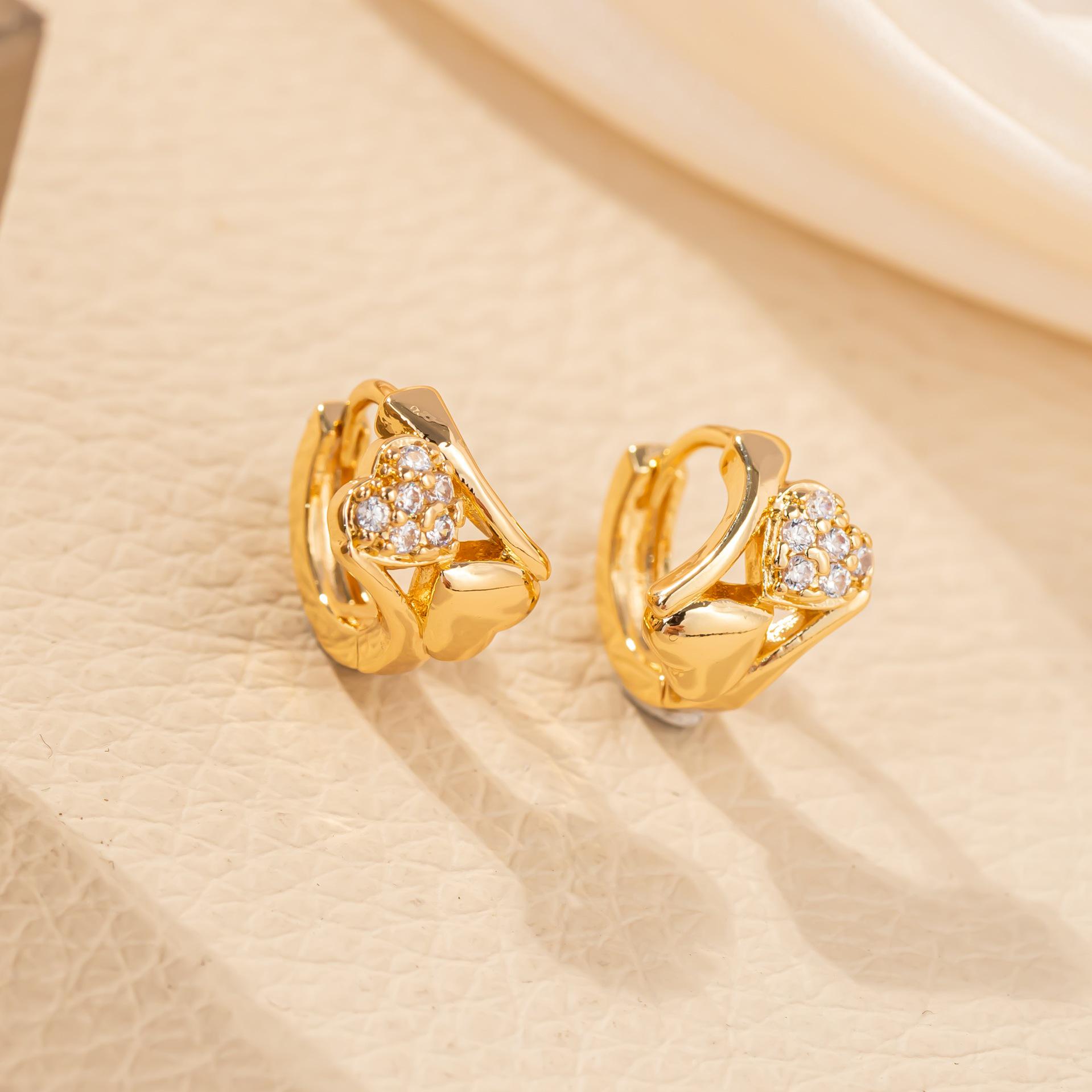 Elegant Zirconia Tassel Earrings: Chic, High-End Fashion Accessory for Women
