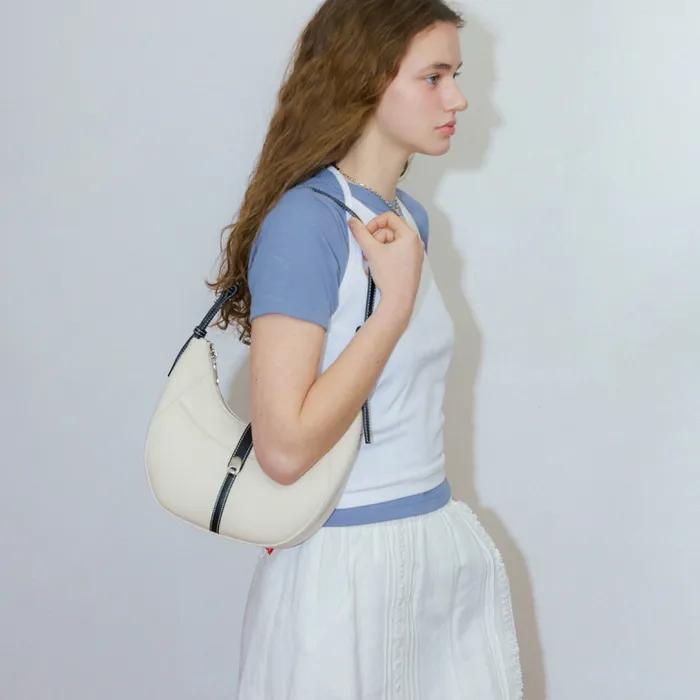 Bold Canvas Shoulder Bag OTSH007A