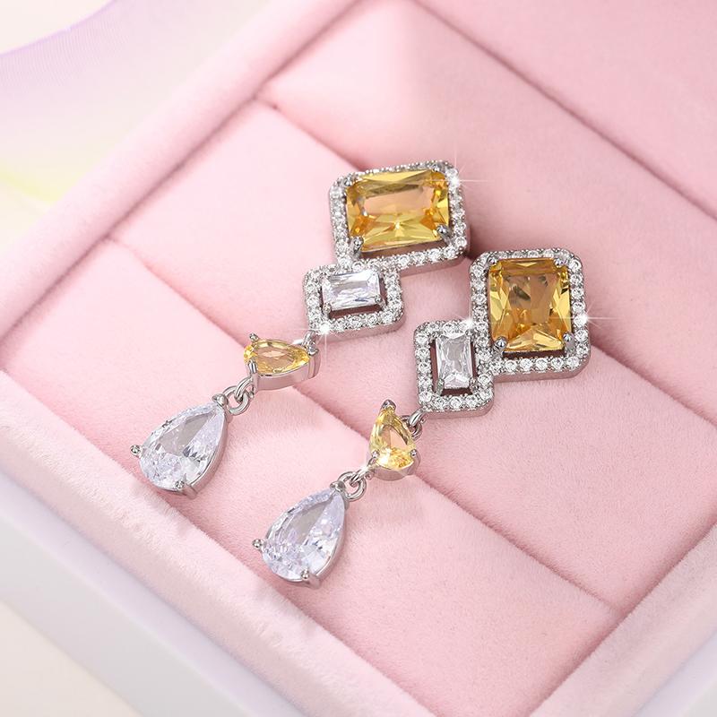 Huitan Trendy Geometric Shaped Dangle Earrings for Women Temperament Lady's Ear Piercing Accessories Wedding Party Hot Zircon