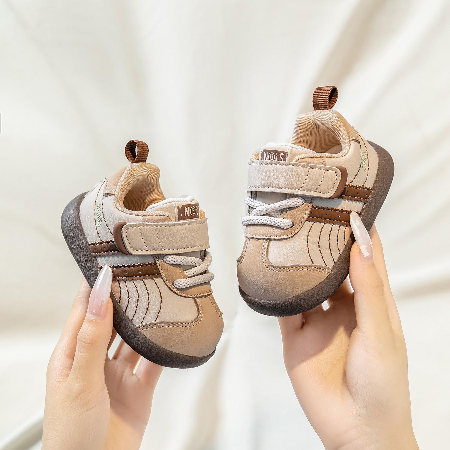 

Дышащая обувь для малышей для девочек, кроссовки с мягкой подошвой для мальчиков, нескользящая и износостойкая детская обувь 16