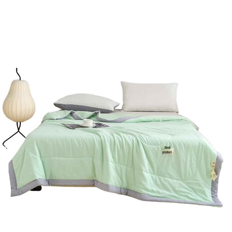 

Yalu Ice Silk Summer Cooling Quilt