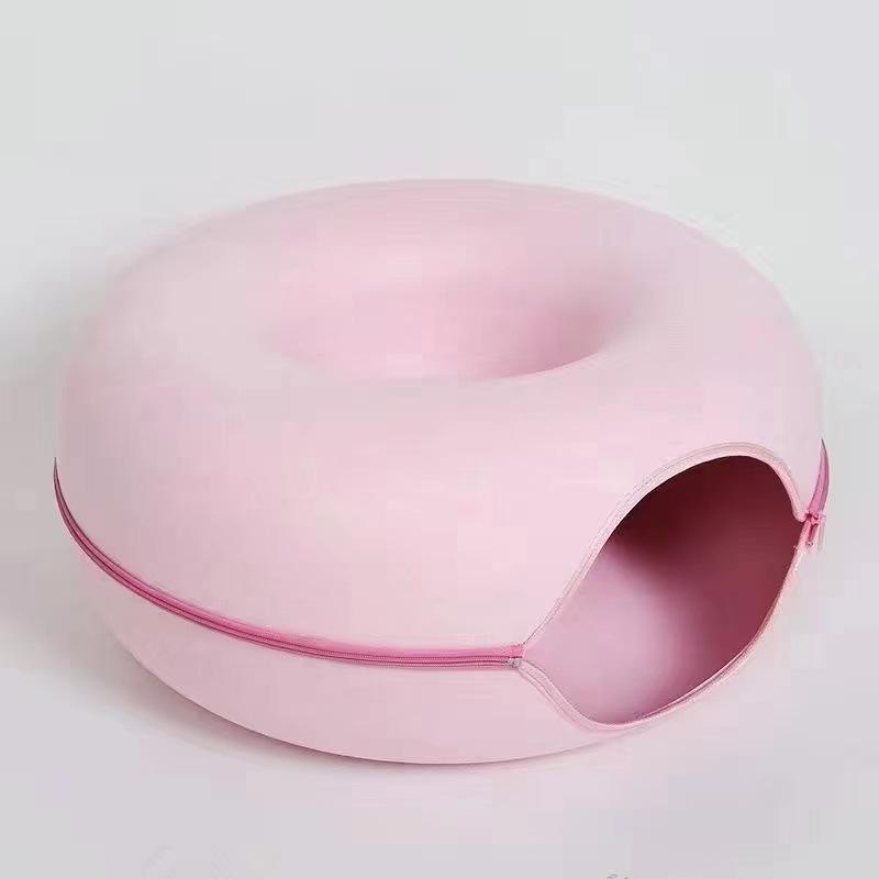 Felt Cat Bed Tunnel: Cozy Semi-Enclosed Donut, Maze Crawl-Through, Removable & Washable Pet House.