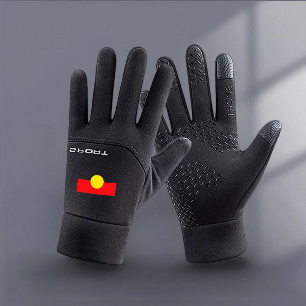 Winter gloves are warm and suitable for outdoor activities. The touch screen and anti-slip design are suitable for cycling and hiking.