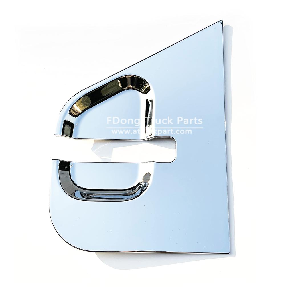 Plated door handle garnish for Nissan UD Big Thumb 4t Fine Condor trucks. Truck accessories and exterior parts.