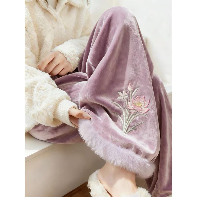 

Golden Velvet Embroidered Floral Wide-Leg High Waist Pants - New Chinese Style, Plus Velvet, Casual. M (recommended 45-55kg)