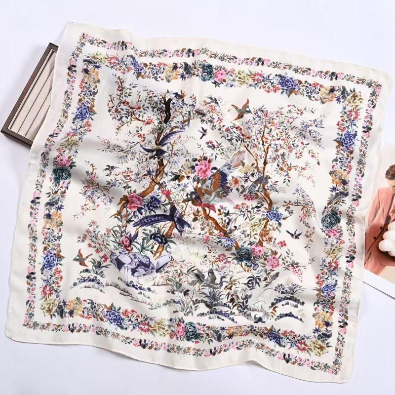 Women S 70cm Floral Printed Square Scarf For All Seasons