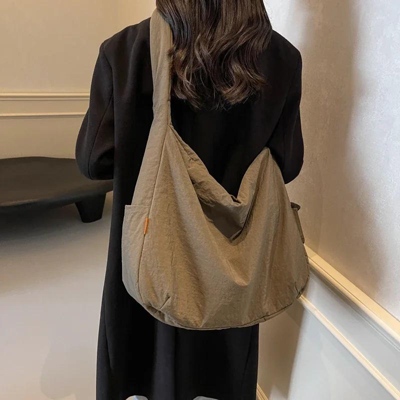 New Solid Color Nyl Zipper Women's Tote Bag Soft Simple Large Capacity Handbag 2026 Fashi High Beauty Versatile Shoulder Bag