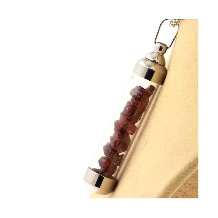 Pierres et Minéraux. Collier Grenat Rhodolite brut. Modèle tube 50 mm.