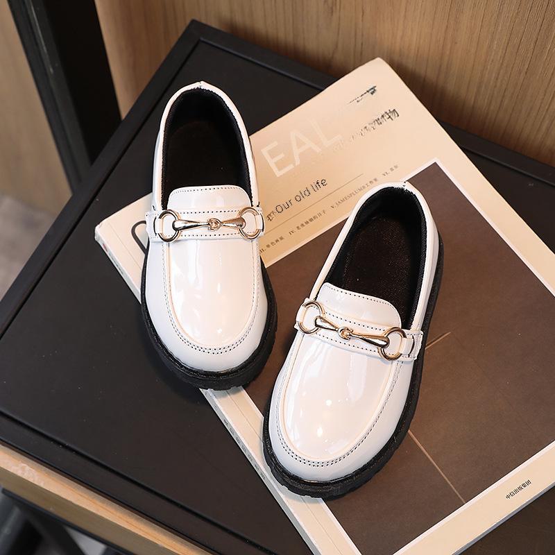 Modne koreańskie buty skórzane dla dzieci na rok 2024: Chłopięce casualowe i dziewczęce płaskie buty w stylu western