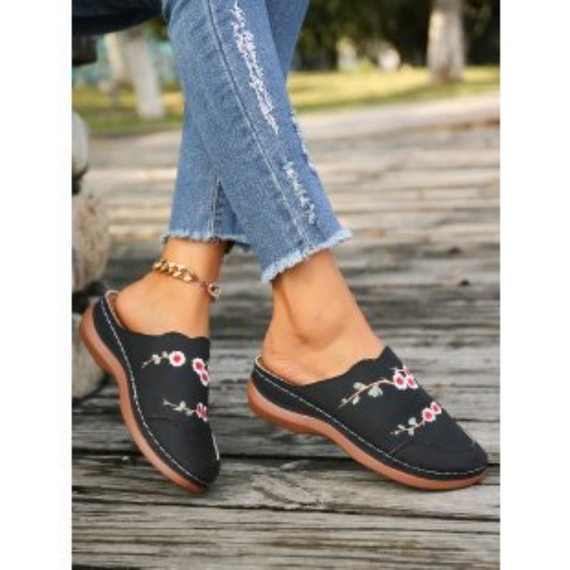 

Embroidered bag head slippers women s large size round head bag head slope heel wear half slippers 43