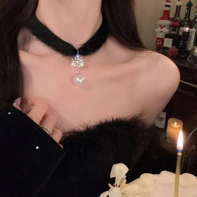 Party Club Fashion Jewelry Women Sexy Snowflake Pearl Fluffy Necklace Choker Plush Velvet Clavicle Chain Collarbone Chokers