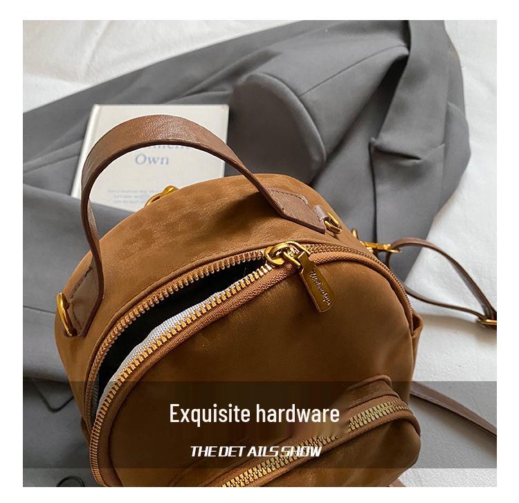 2025 Autumn/Winter Leopard Print Women's Retro Schoolbag: Large Capacity European & American Backpack for Students & Casual Travel