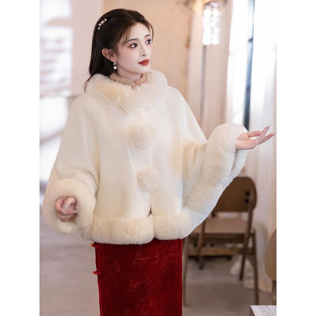 Soft and Glutinous Plush Shawl with Cheongsam, Winter Thickened Warm Toasting Clothes, Bridal Wedding Cape
