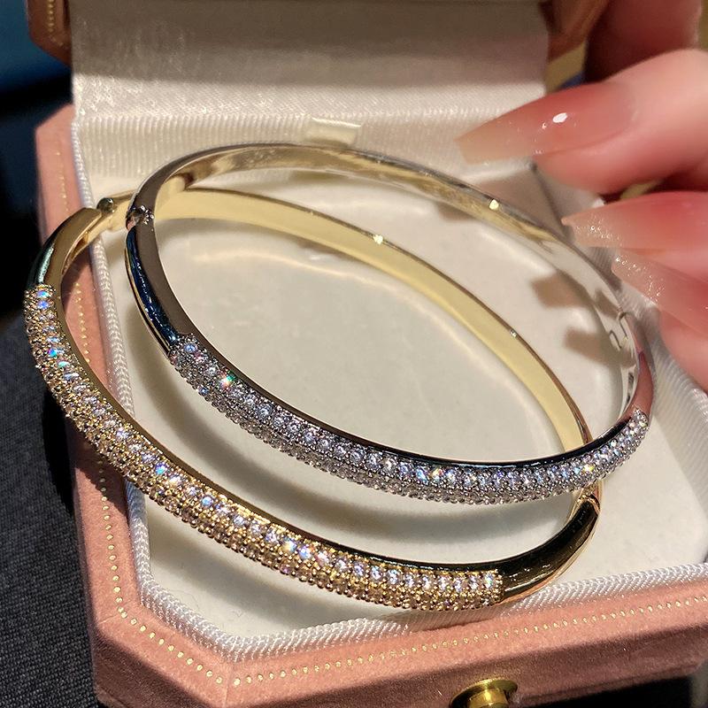 Luxury Sparkling Gold Plated Friendship Bangle Rhinestone Paved Cuff Bracelet for Women