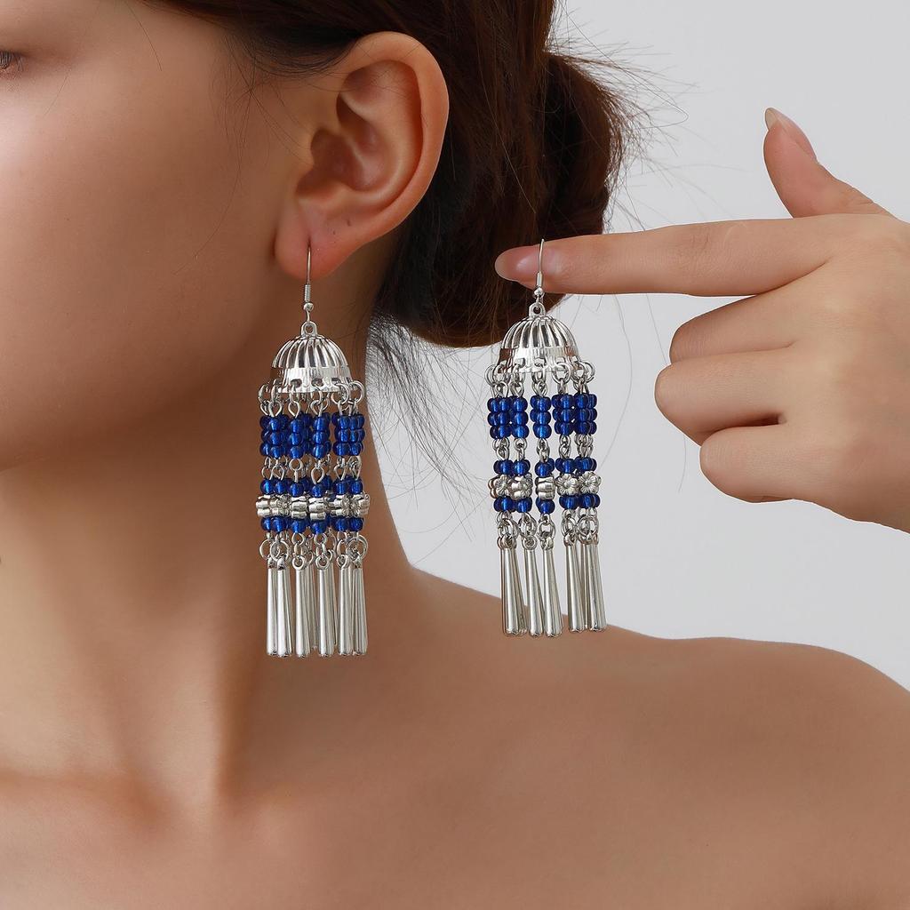 European & American Ethnic Style Retro Court Dangle Earrings: Long, Fashionable Design