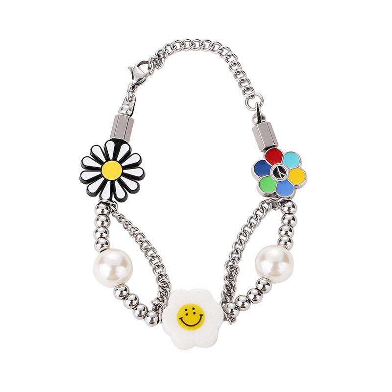 

Fashion Anti-war Smiley Face SUNFLOWER Pearl Daisy Patchwork Necklace Men s and Women s Ins Fashion Hip Hop Minority All-Match Accessories Bracelet