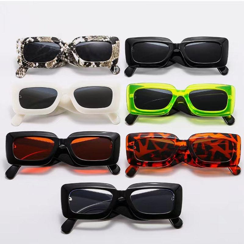 New Small Frame Square Sunglasses Women's Decorative Snake Skin Personality Sun Glasses Classic Men's Vintage Eyewear UV400