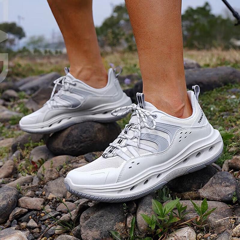 TOREAD Rain Frog Men s Wading & Hiking Shoes EU 39