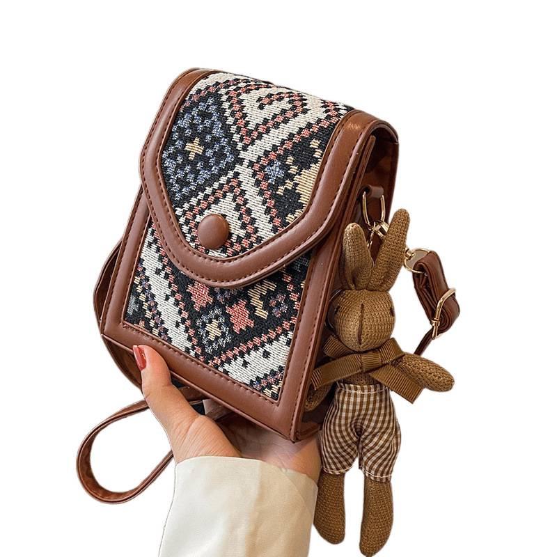 Elegant Ethnic Style Women's Crossbody Phone and Shoulder Bag - Chic, Versatile, and Fashionable Accessory.