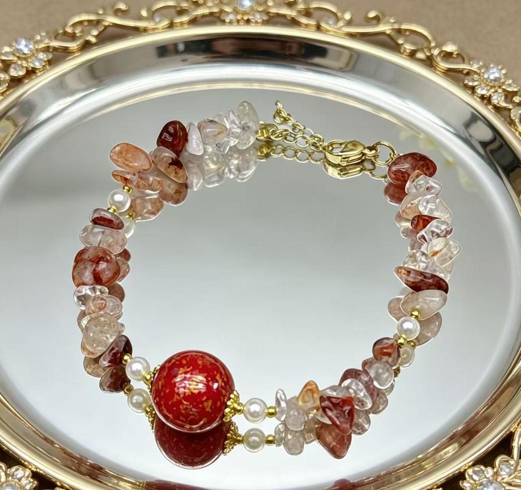 Natural Crystal Crushed Stone Bracelet - Luxurious, High-End, and Elegant Jewelry Piece
