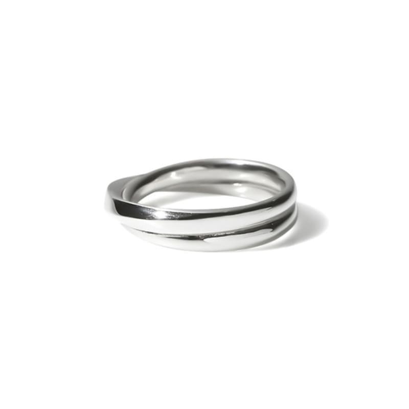 ANOTHER CELL OVAL SQUARE TWIST RING