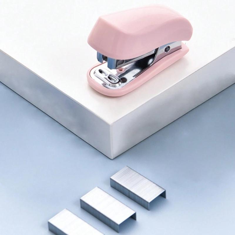 1pcs Pink 3-In-1 Mini Stapler, Saddle Stapler And Staple Remover Set (Capacity: 830 Staples), 26/6 Standard, Back To School