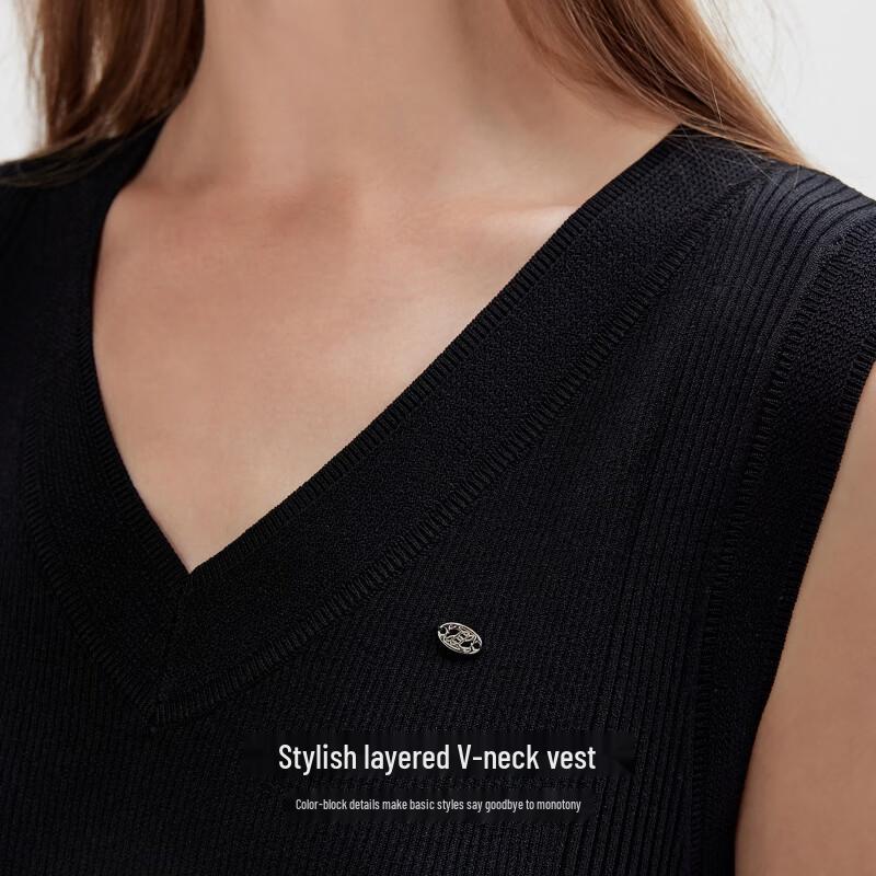 ONLY Women's V-Neck Contrast Trim Knit Vest