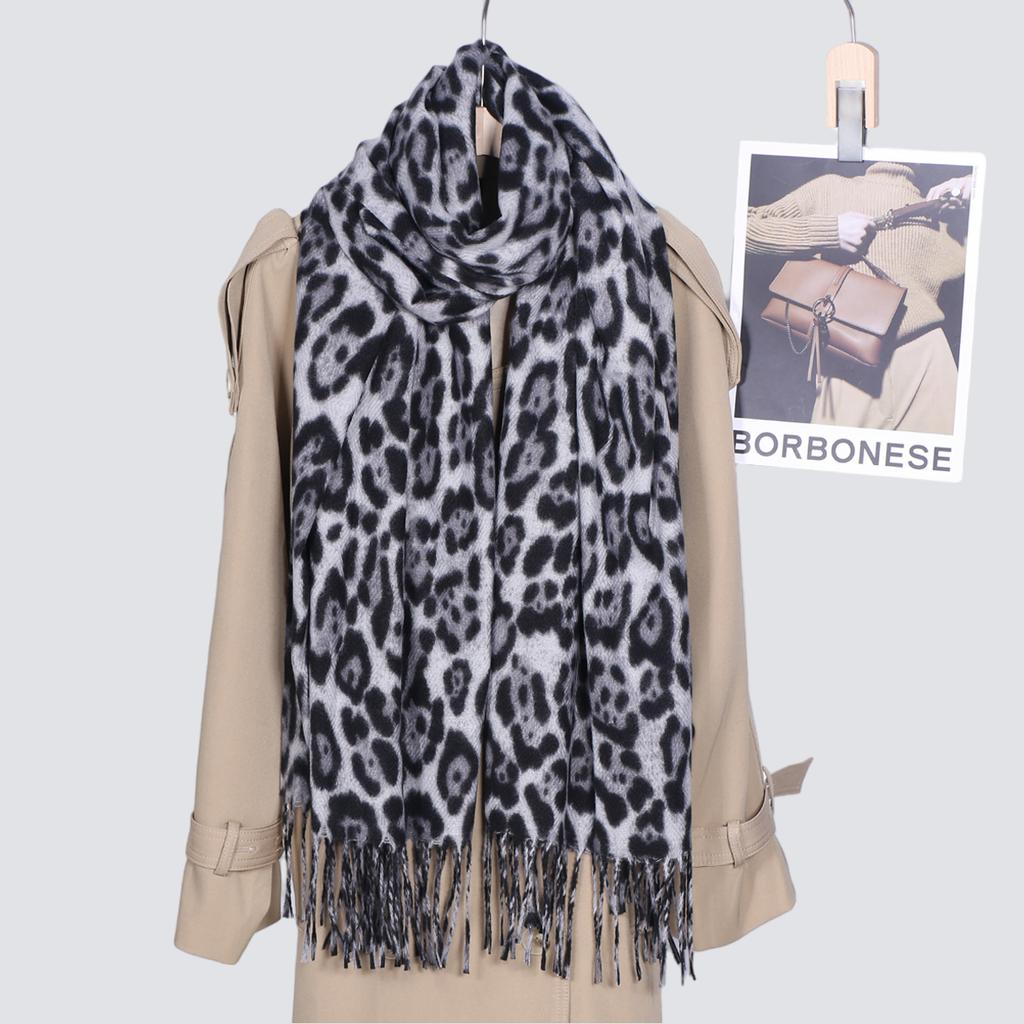 Retro Leopard Print Scarf For Women Autumn Winter Classic Cashmere Tassel Shawl  Warm Pashmina Fashion Girl Scarves Wrap