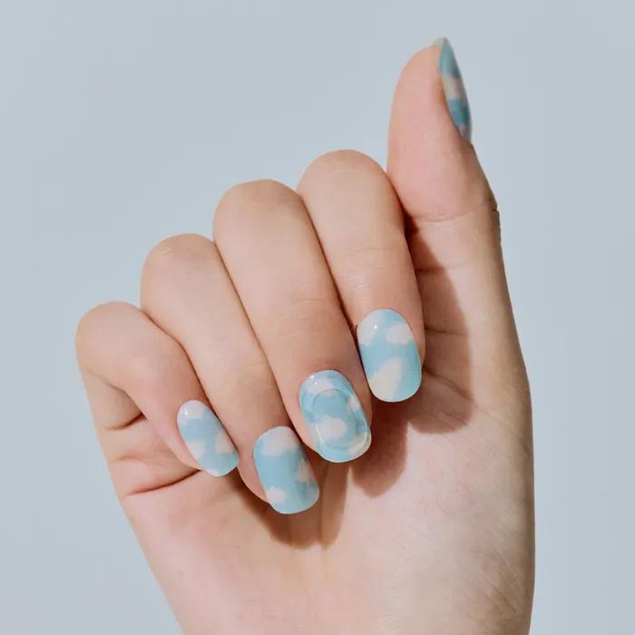 Puppy Cloud Gel Nail