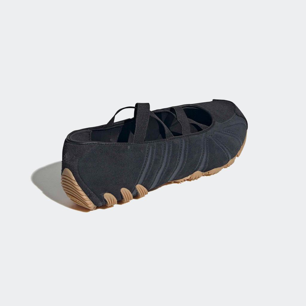 [Adidas] Ghost Sprint Ballet [KI7740-CBLACK/CBLACK/GUM3]