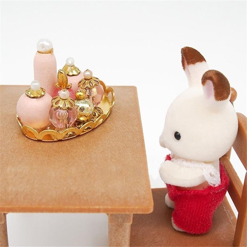 Νέο 1/12 Dollhouse Miniature Bathroom Furniture Pink Σετ αρωμάτων με δίσκο